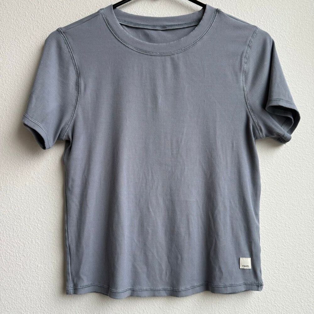 Vuori Women's Size XS / Small Pose Fitted Tee Ribbed Casual Athleisure Blue Grey